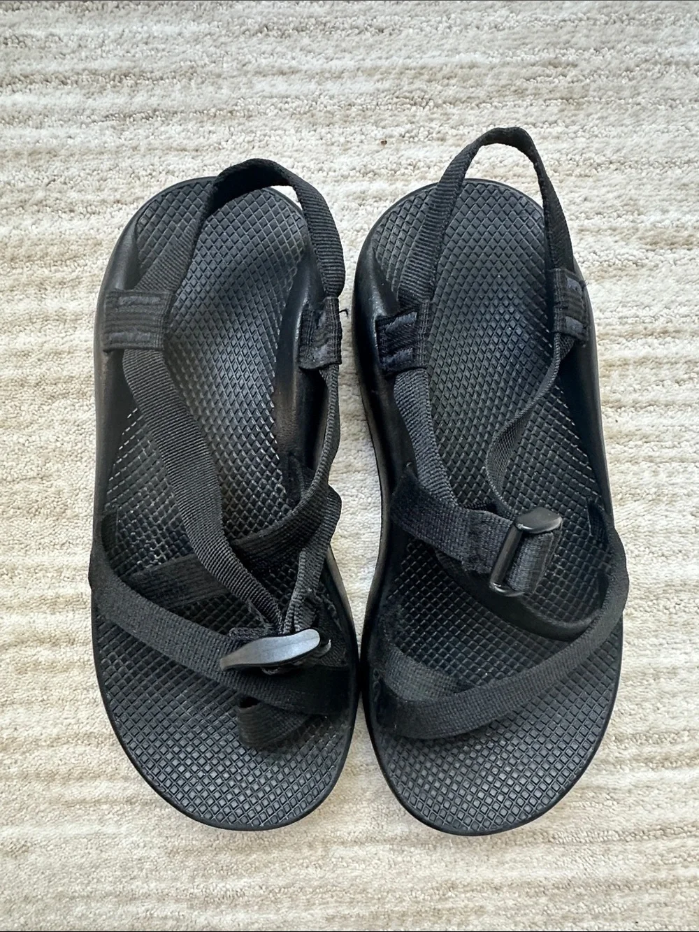 EUC Chaco Men's Z/2 Classic Sandals With Toe Loop Outdoor J105427W Black Size 10